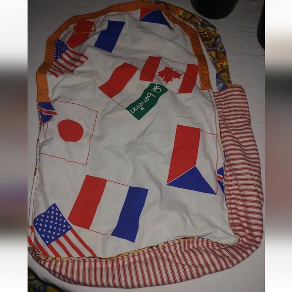 Handmade Shoulder Bag Travel Destination Design - Picture 5 of 6